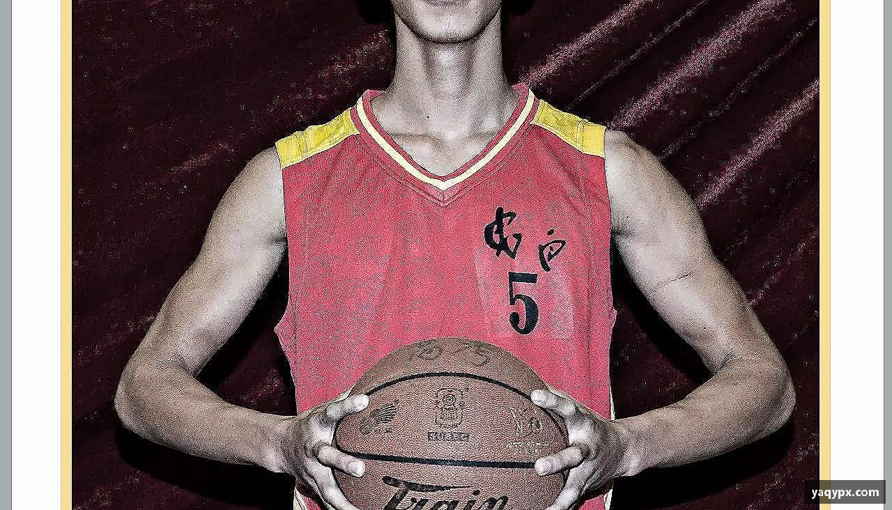 球迷专属，把热爱穿在身上！👕💪